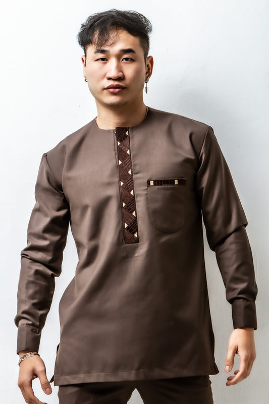 Tenue SOULEYMANE– Élégance Naturelle & Raffinement Traditionnel