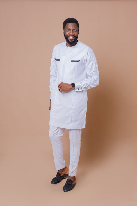 Tenue ADAM – Élégance Pure & Détails Uniques