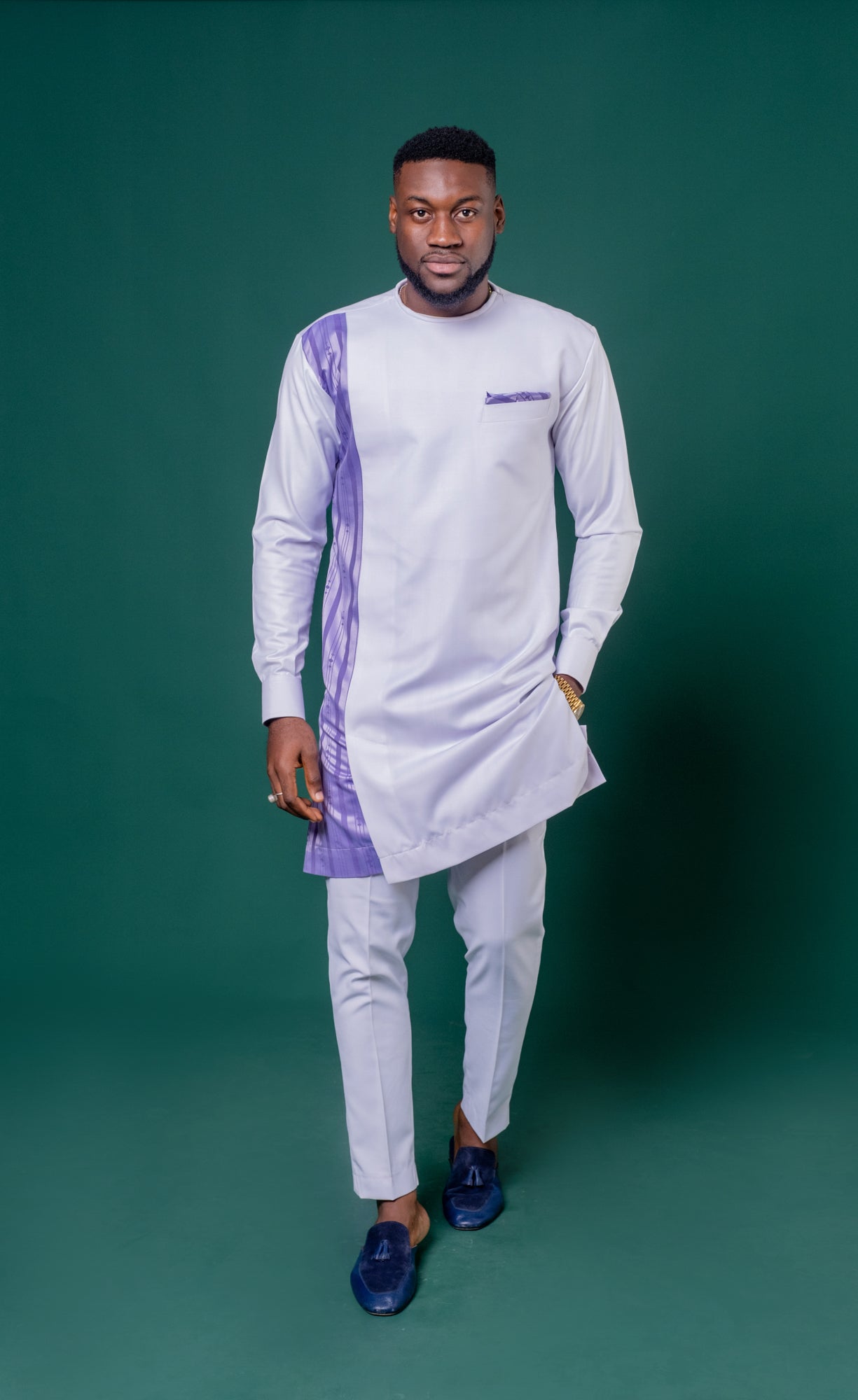 Tenue  ABBAS – Élégance Moderne & Style Distinctif