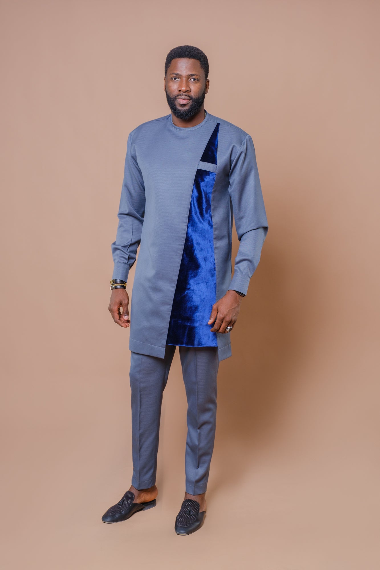 Tenue ISSA – Élégance Moderne & Sobriété Luxueuse