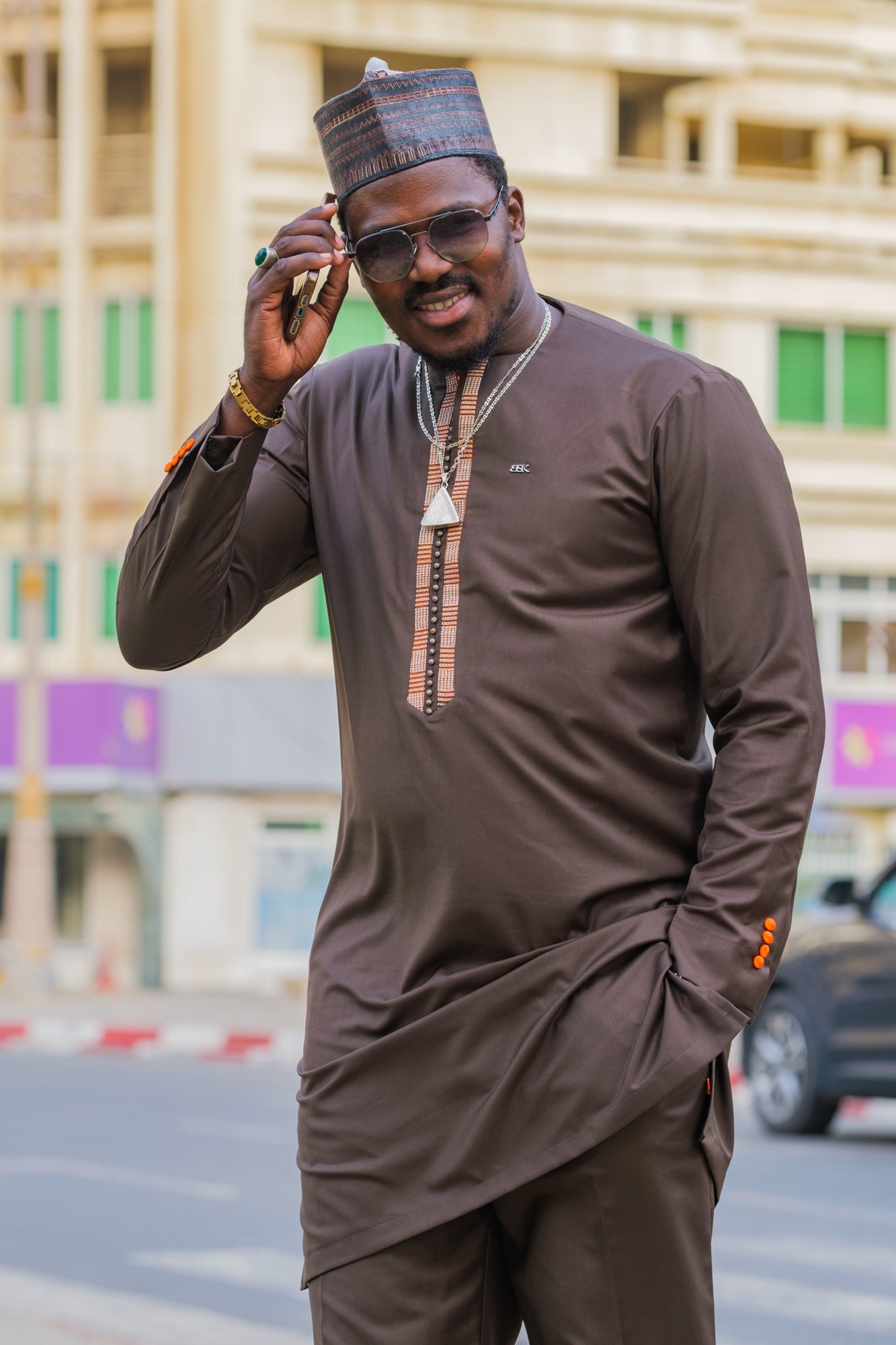 Tenue HAMET marron - Élégance Traditionnelle